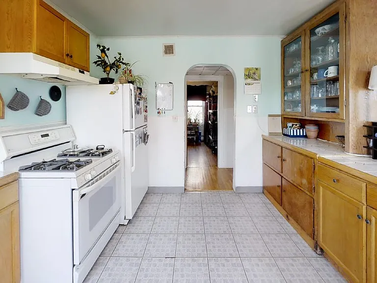 44 Hancock St #3 — Photo 15