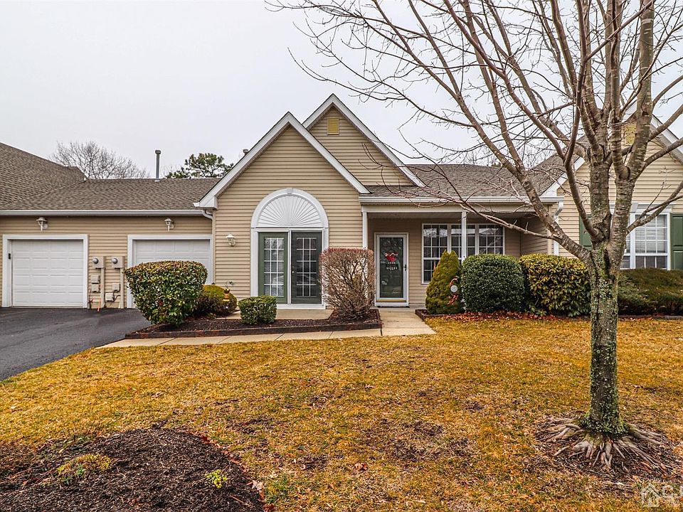 1st image of 12 Sunnybrook Ln #1002