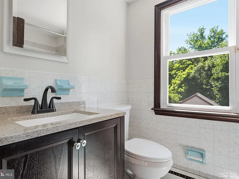 612 Bustleton Pike — Photo 21