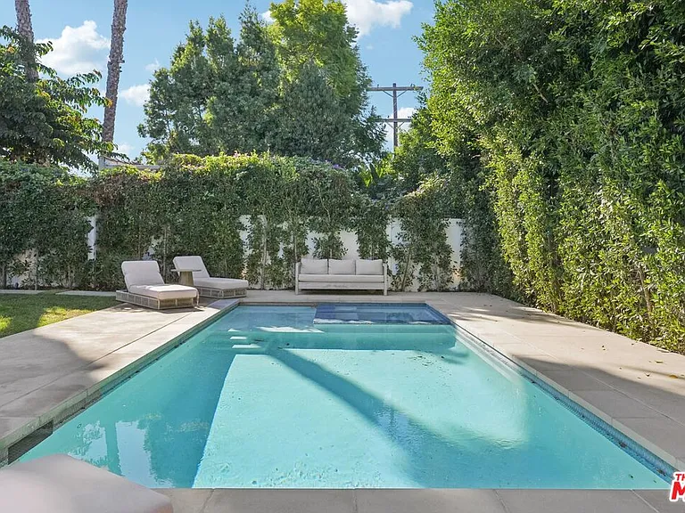 731 N Curson Ave — Photo 66
