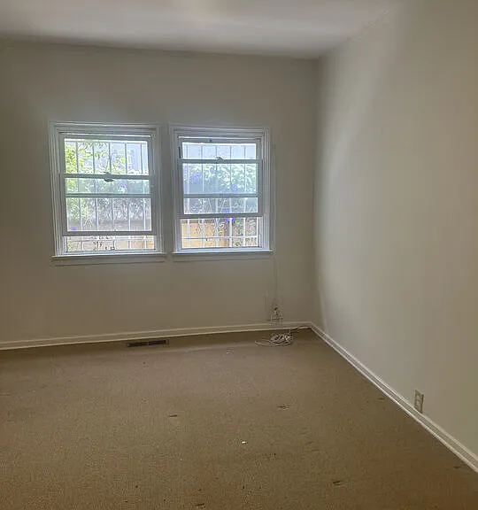 8381 W 4th St — Photo 5
