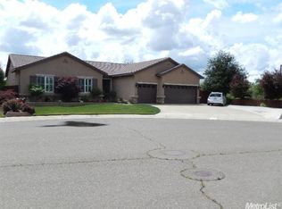 1052 Halton Ct, Galt, CA 95632