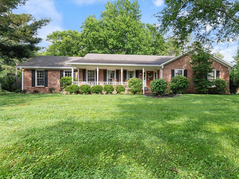 1st image of 3030 Regency Park Dr