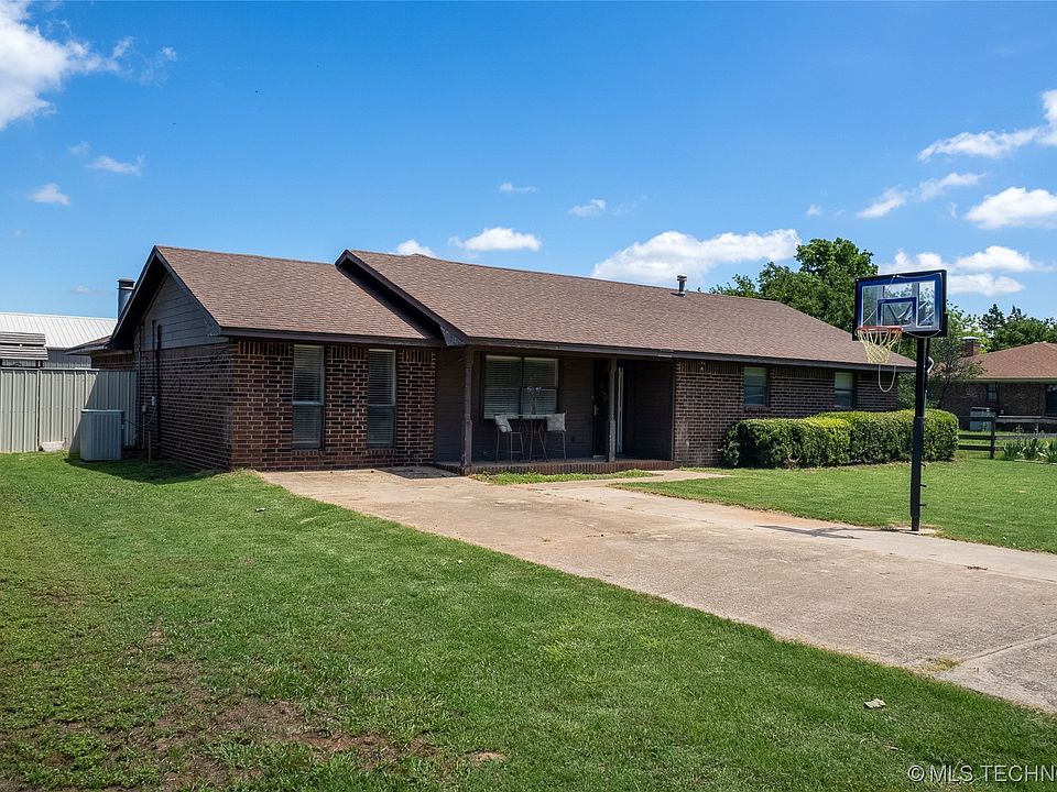 140 Cherokee St, Ryan, OK 73565 Zillow