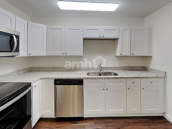 3rd image of 7031 Rovato Dr