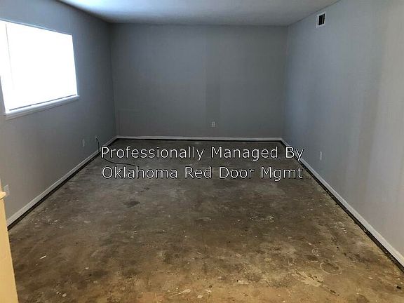4th image of 2325 N Meridian Ave APT 17