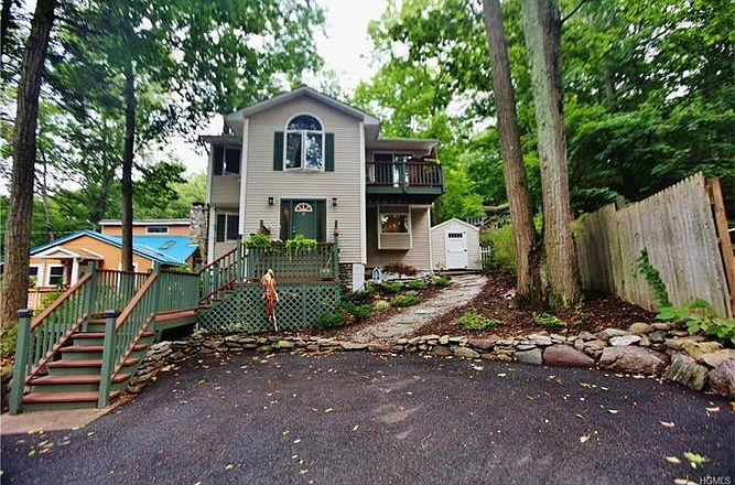 1st image of 15 Orion Ave