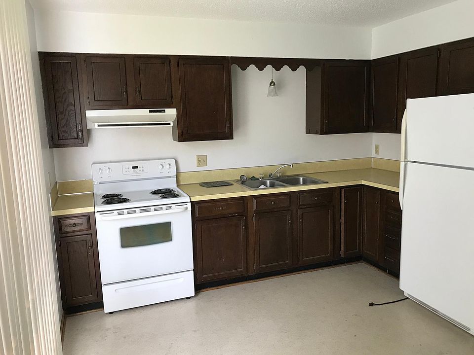 2nd image of 312 N Jefferson St