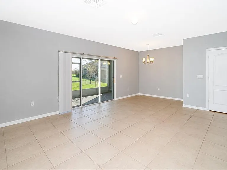 241 Arbor Lakes Dr — Photo 11