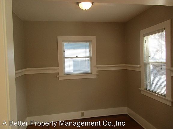 3rd image of 234 Newport Ave APT B