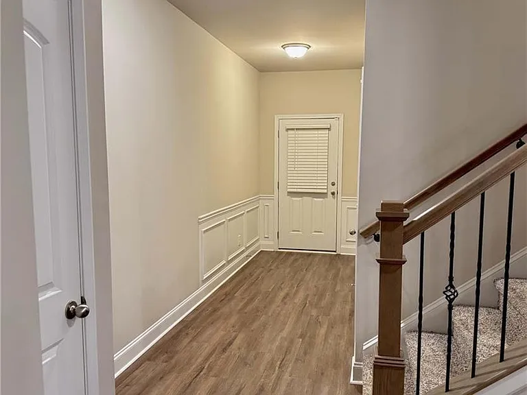 480 Rockfern Ct — Photo 7