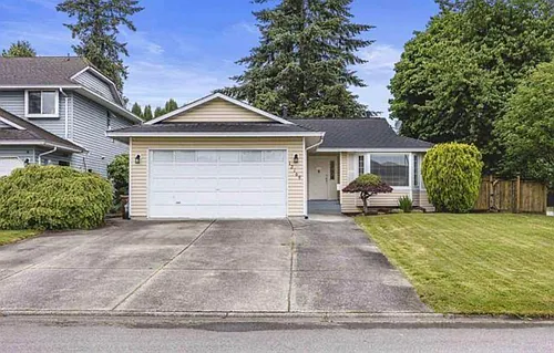 12169 Cherrywood Dr Photo 1