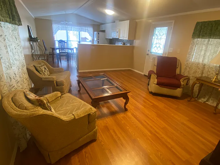 3318 W Susan Ln — Photo 8