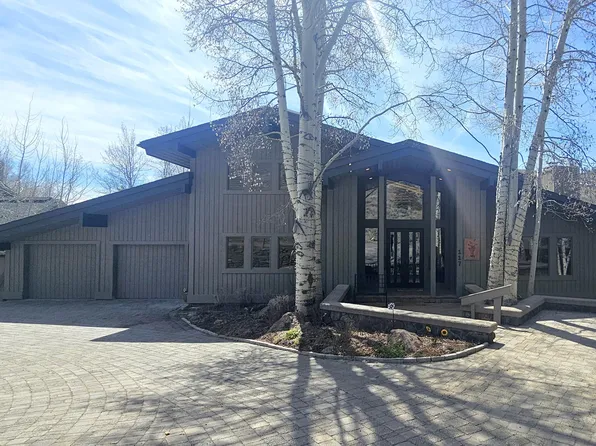 117 Skyline Dr, Sun Valley, ID 83353