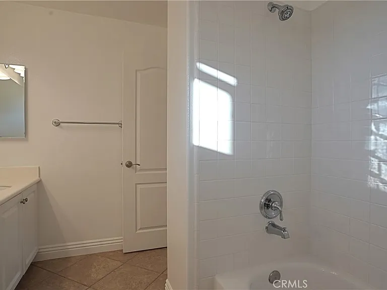 16 Savona Ct — Photo 34
