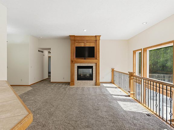 5th image of 534 N Stonetree Pl