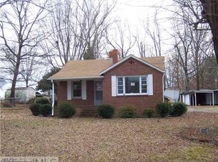 780 Harrison Crossroad Rd, Reidsville, NC 27320