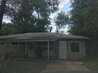 3305 SE Dupont St, Topeka, KS 66605