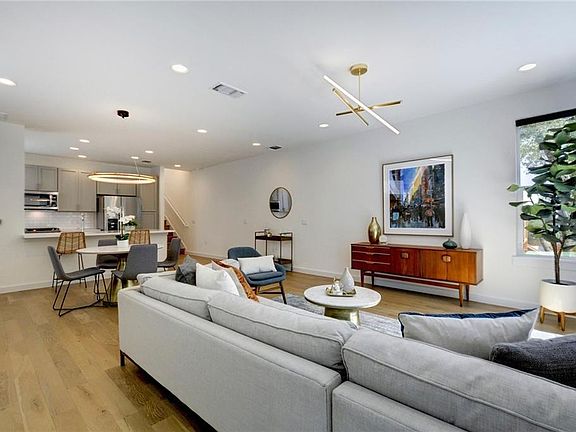 4th image of 3115 Aldwyche Dr