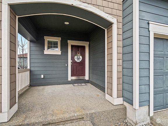 2nd image of 2418 Charter Lane SW