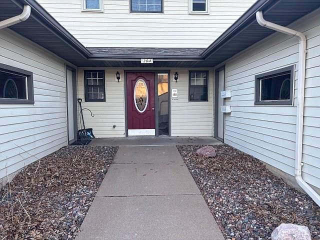 1st image of 304 Parkview Court #2