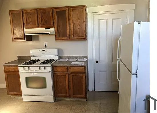 2 bed, $2,800 — Photo 3