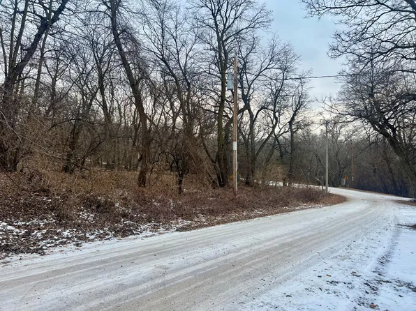 2 Linden Beach Rd, Big Stone City, SD 57216