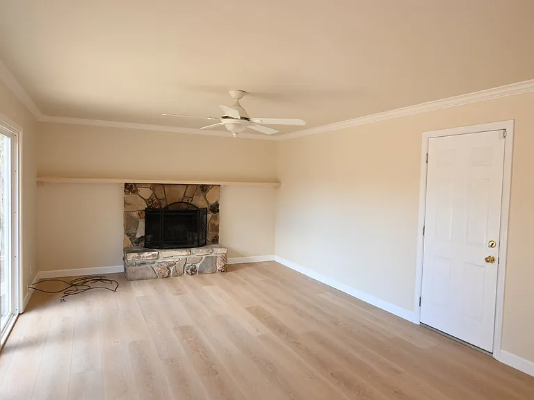 3421 Eden Dr — Photo 9
