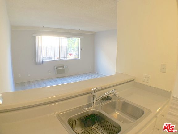 5th image of 12602 Venice Blvd #112A