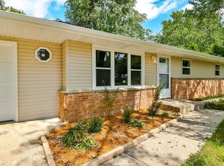 3010 Lotus Ln, Rockford, IL