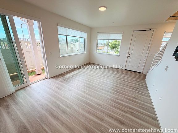 4th image of 94-1188 Kalahikiola Dr #109-1