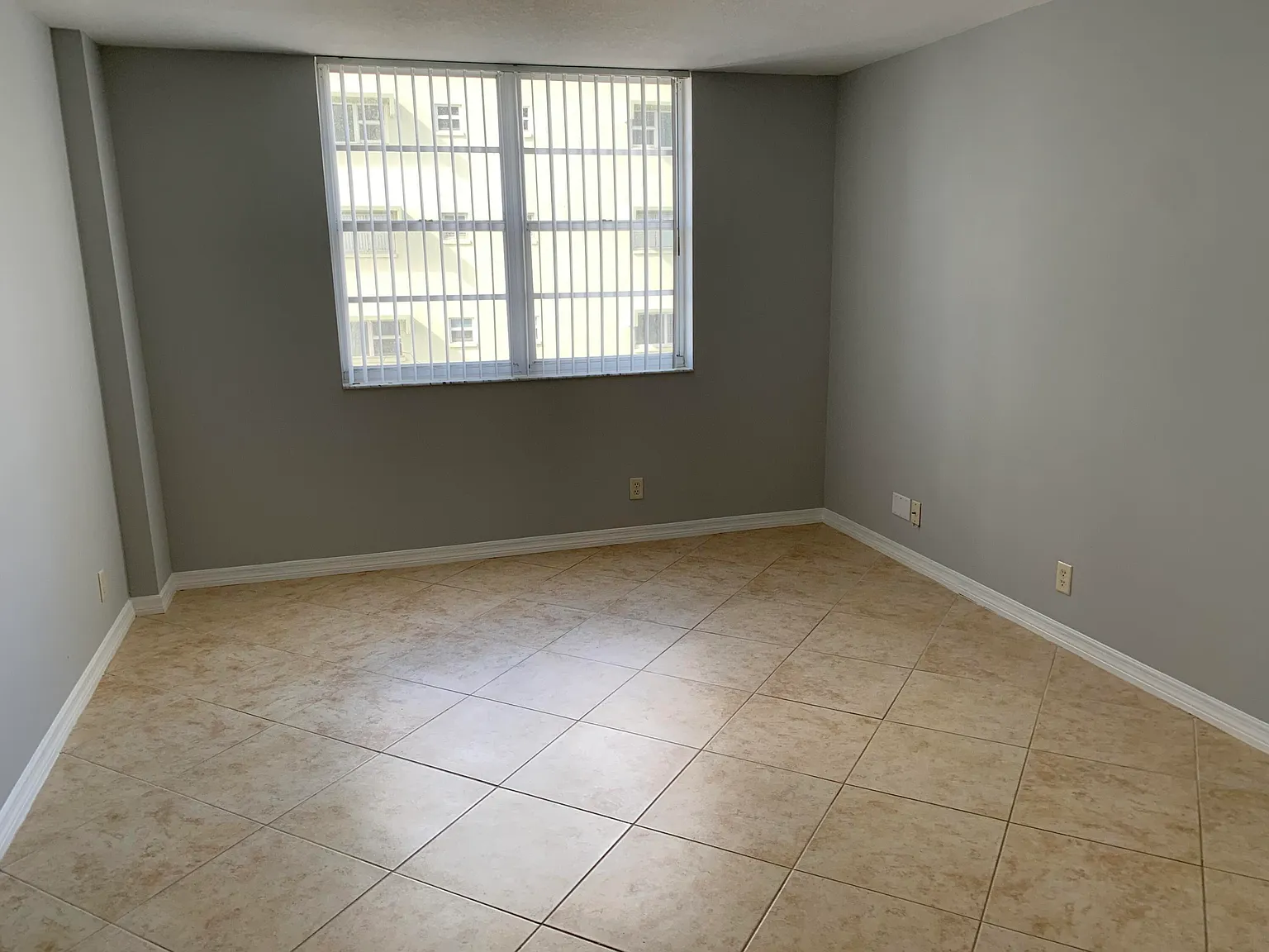 2 bed, 2.0 bath, 1070 sqft, $2,550 — Photo 4