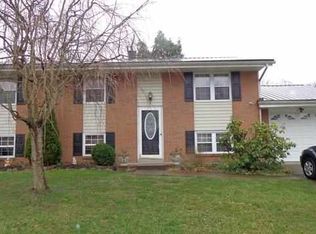 176 Iroquois Trl, Ona, WV 25545