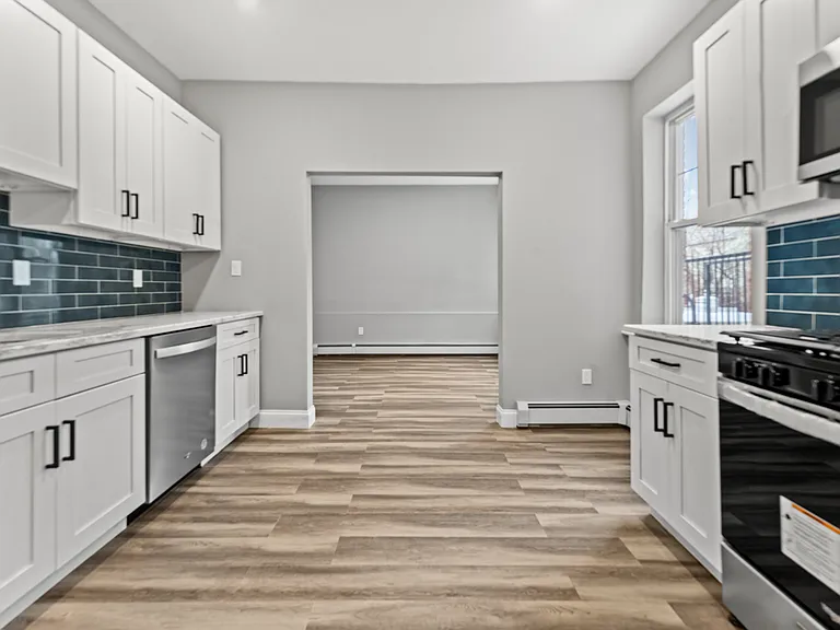 103 Washington Ave #2 — Photo 1