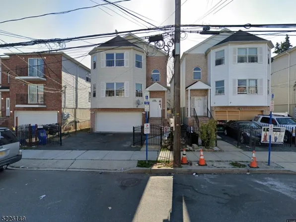 418 S 19th St, Newark City, NJ 07103