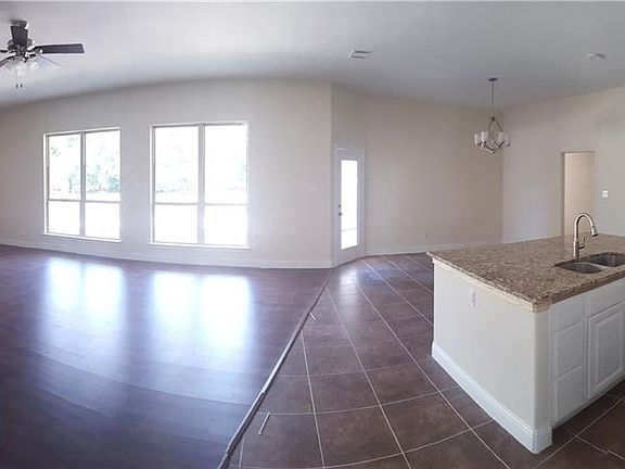 3rd image of 1107 Lynnwood Dr