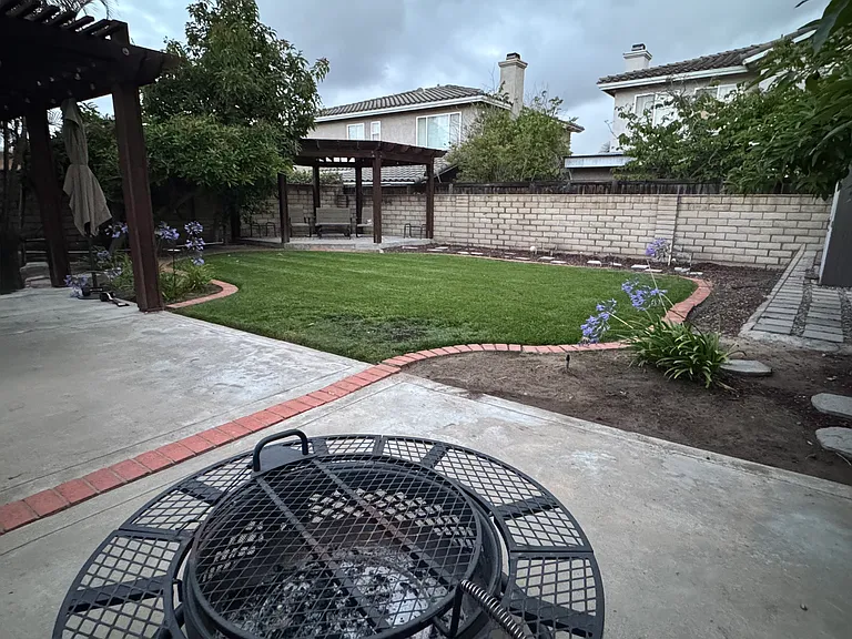 1045 Paseo Del Norte — Photo 5