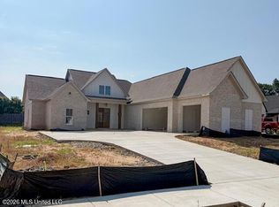63 Huxley Dr, Starkville, MS 39759
