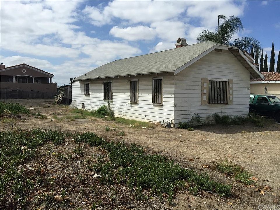 1st image of 1240 W 139th St