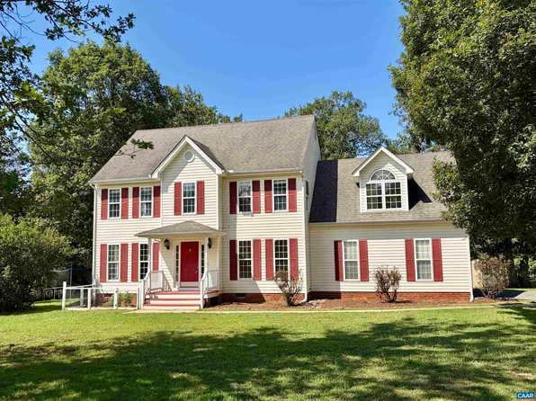 25 Glenmore Ln, Keswick, VA 22947