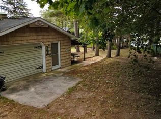 8685 Lakeview Blvd, Rodney, MI 49342