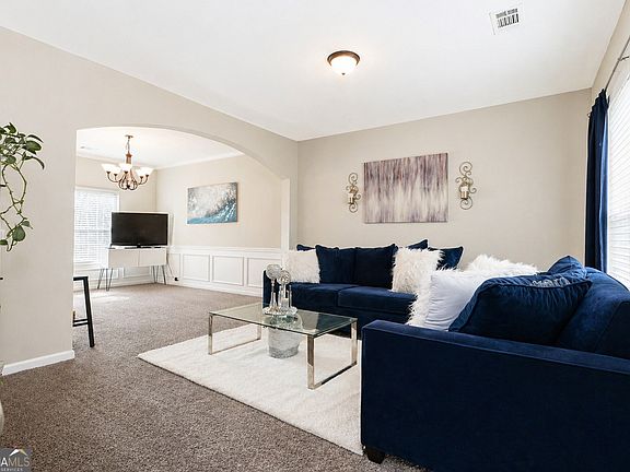 3rd image of 115 Stone Commons Way