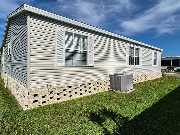3rd image of 1000 Walker St Lot 84