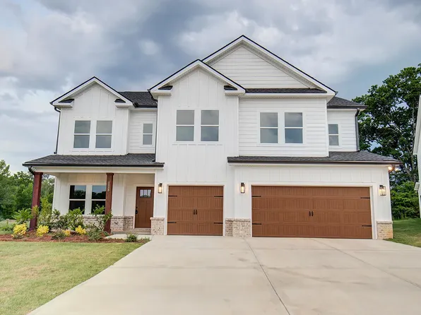 1808 Firelight Way, Ooltewah, TN 37363