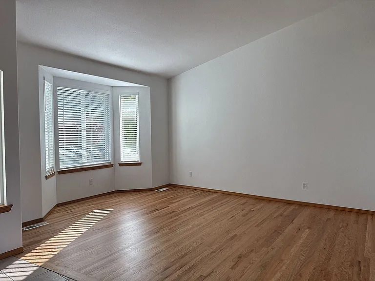4607 149th St SE — Photo 5