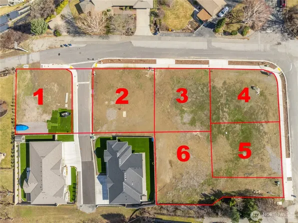 2132 N Western Avenue, Wenatchee, WA 98801