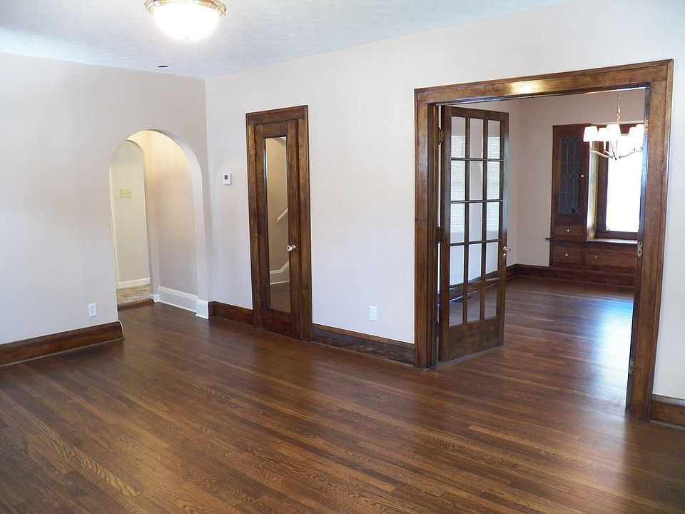 1st image of 1699 Beaconwood Ave