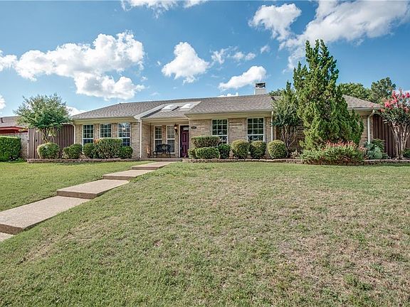 2nd image of 3217 Chimneyrock Dr