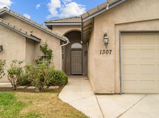 1307 Patsy St, Porterville, CA 93257