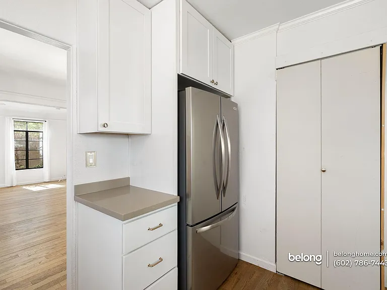 1136 E Almeria Rd — Photo 25